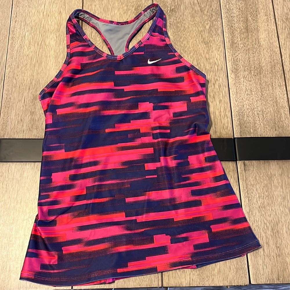 Pink and Purple Nike Tank Size Medium NWOT
